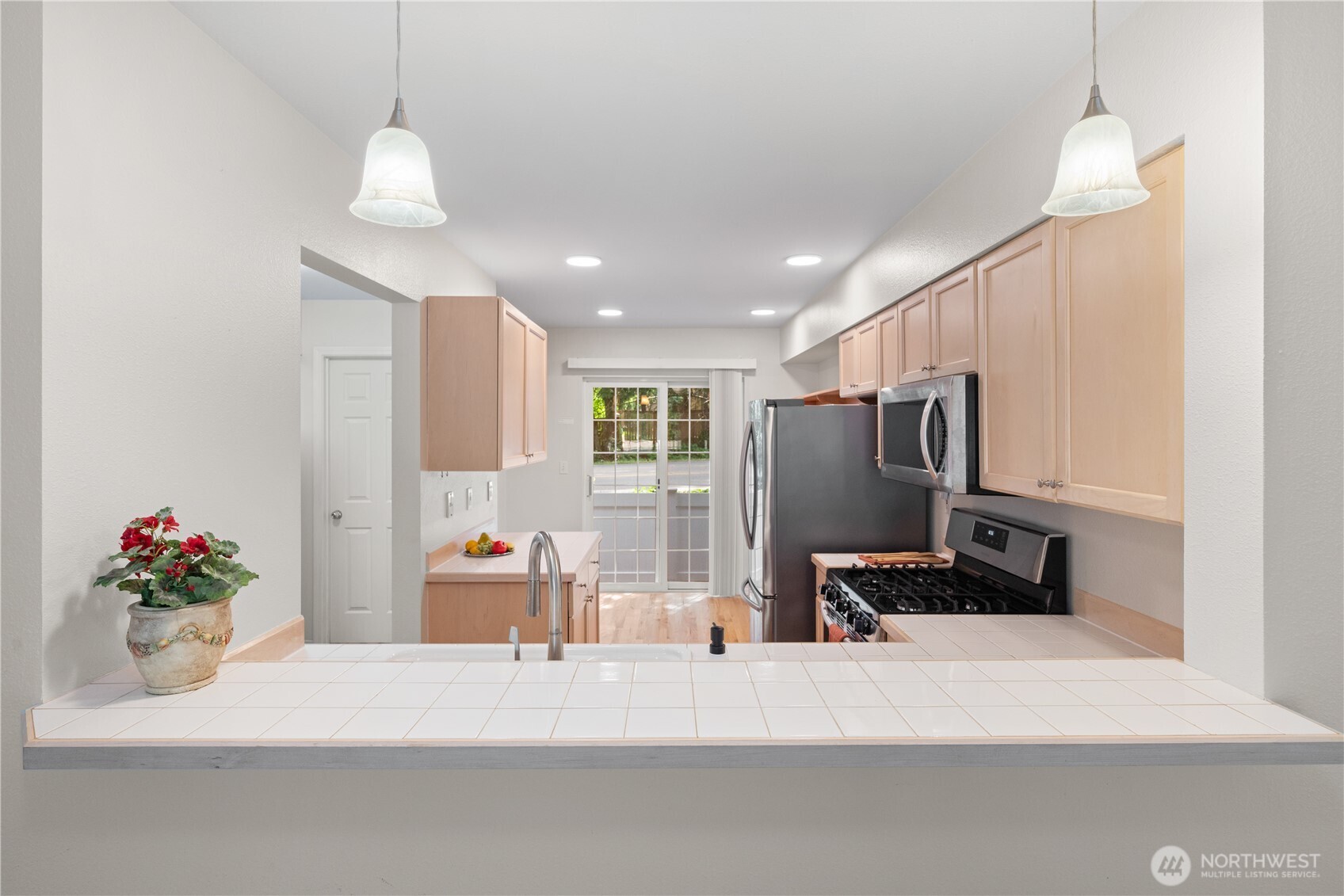 breakfast bar facing into kitchen
