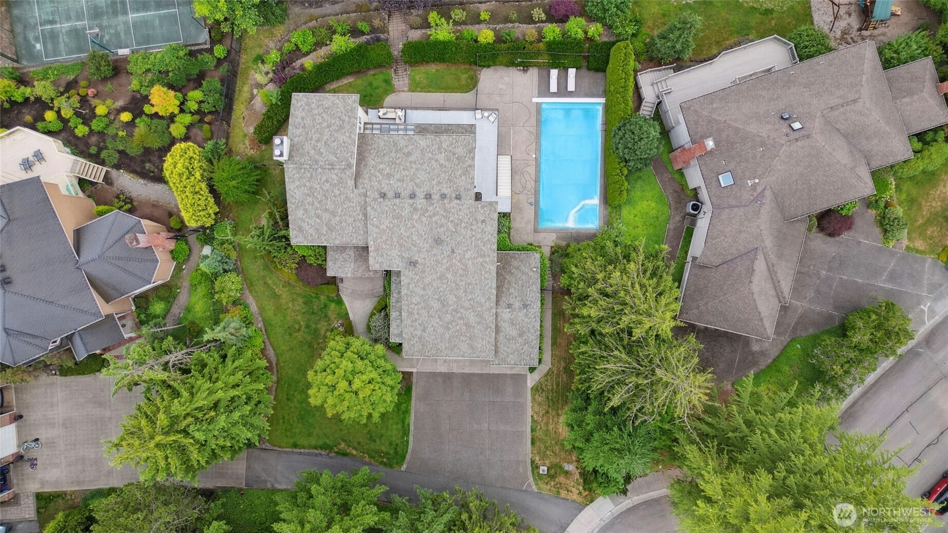 Rare home with no HOA and pool in Timberline