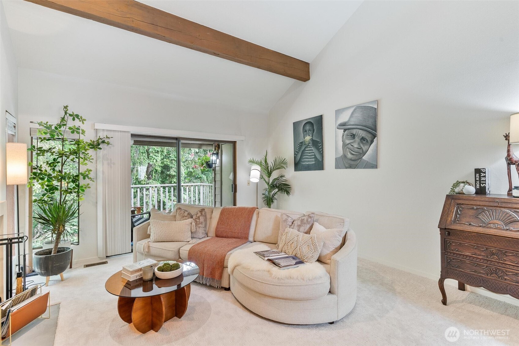 Living Room 4