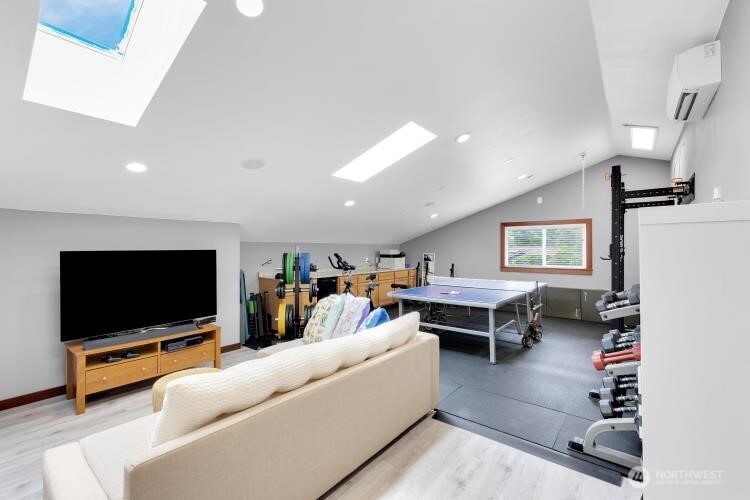 Bonus room