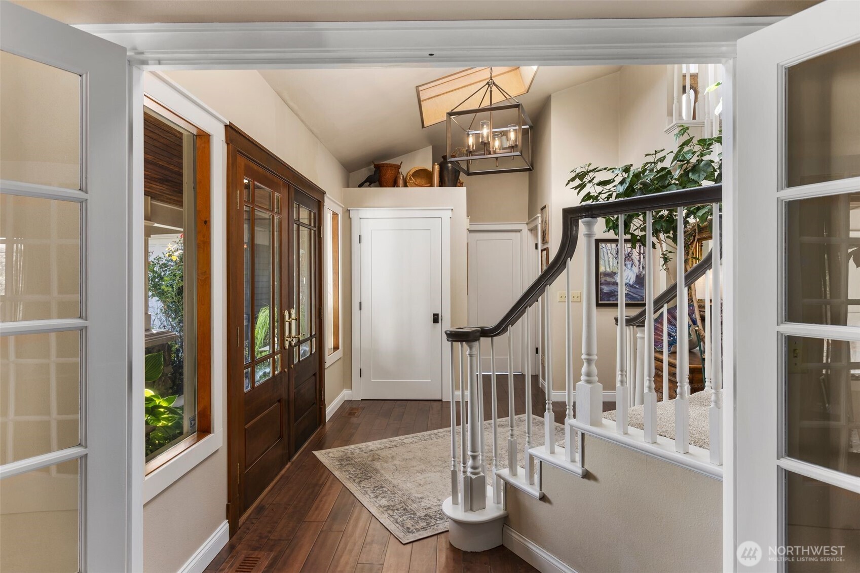 Lux hand-picked architectural details throughout. Solid wood painted doors, engineered hardwood floors & skylights for natural lighting & A/C. In addition to the 3 Bedrooms this home offers a main floor office/den space or possible 4th bedroom option.