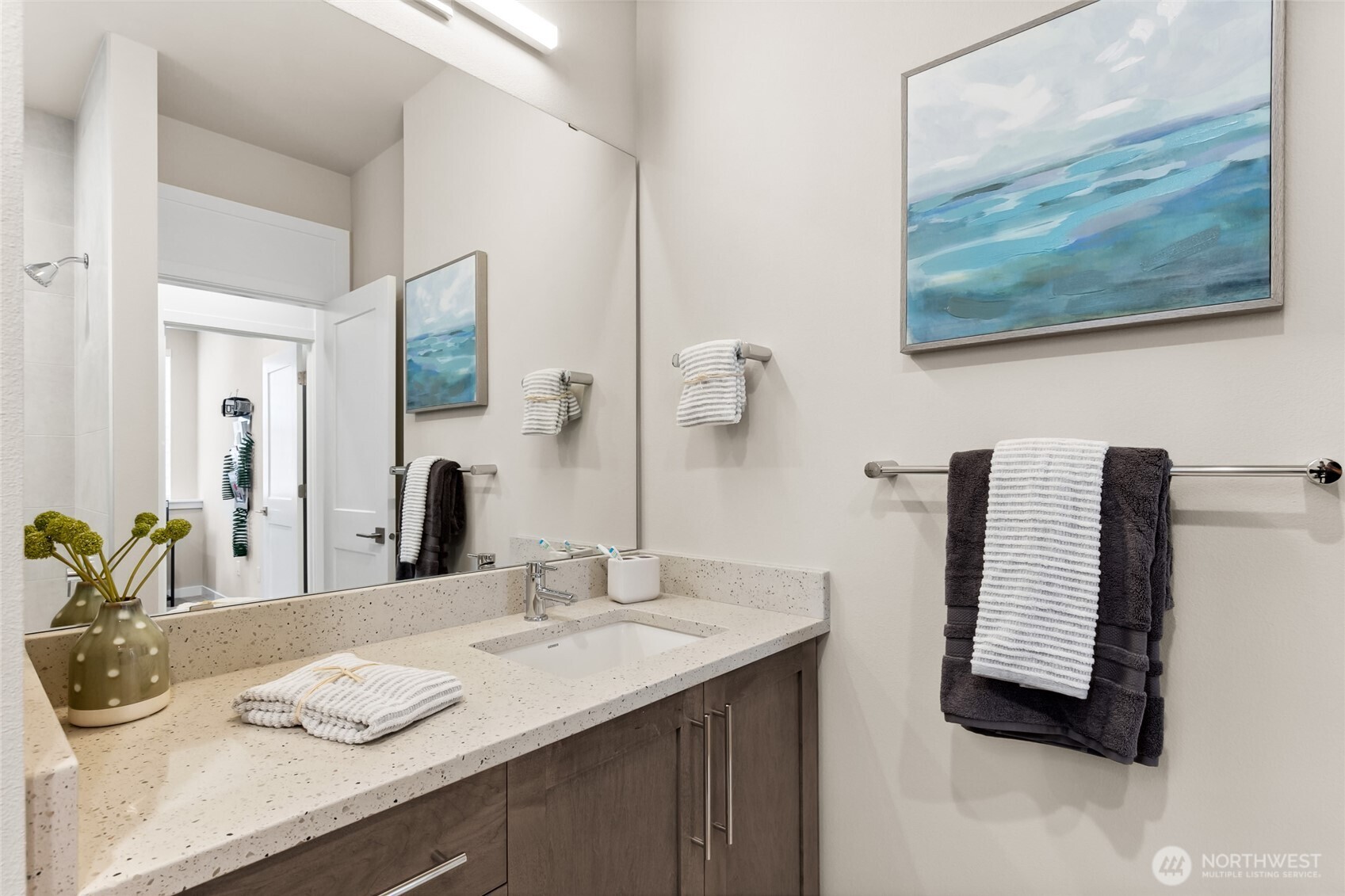 Upstairs hall bathroom