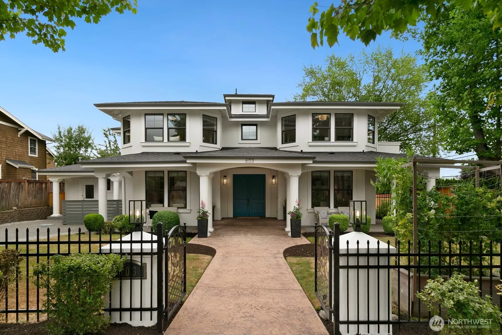 Welcome to 603 9th Avenue in Kirkland!