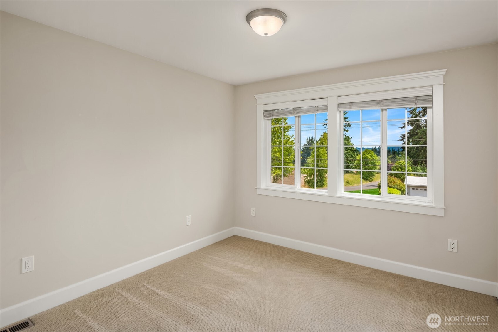 Another 2nd floor bedroom with jack-in-jill bath