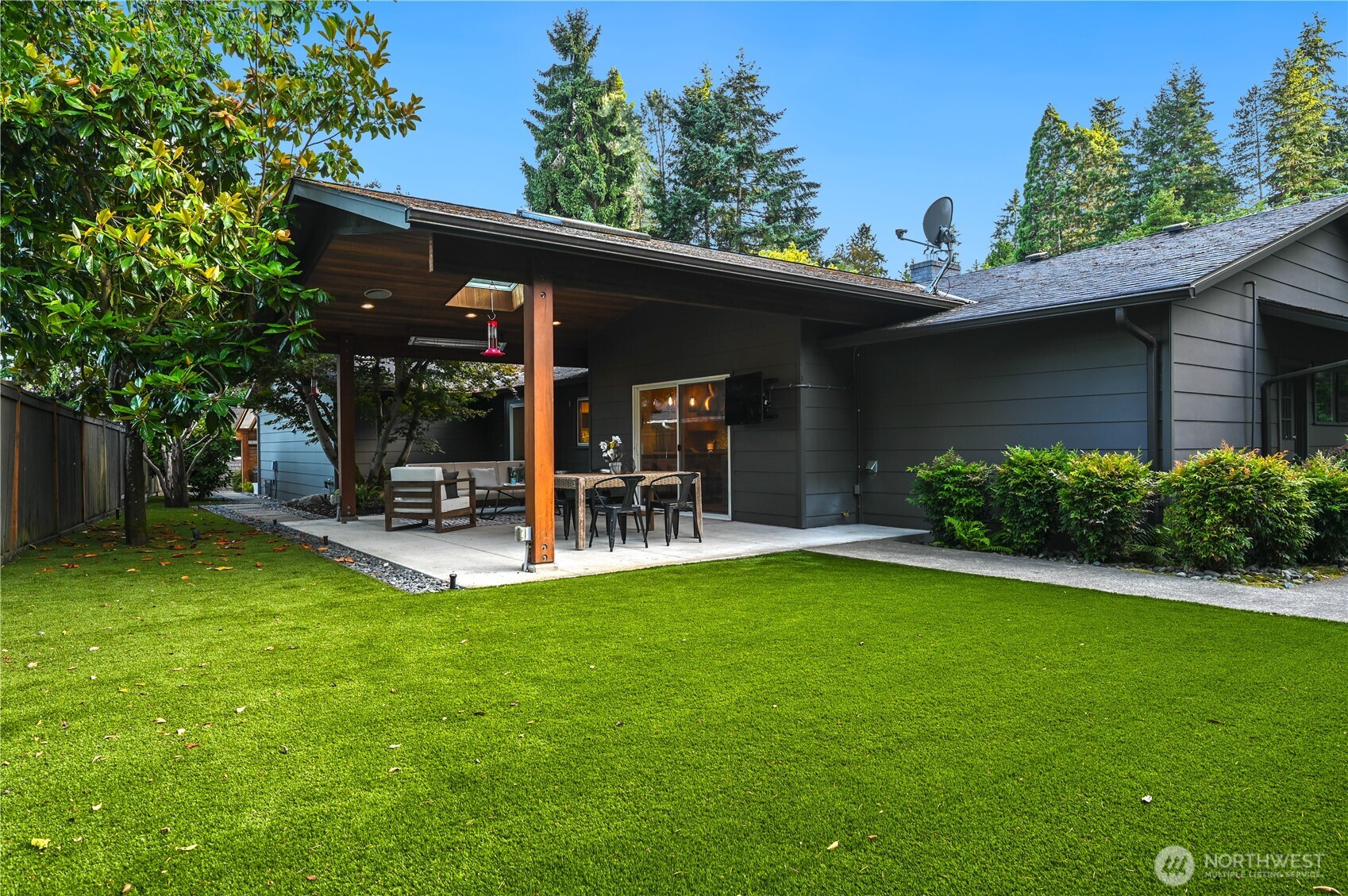 Plenty of open area, astro turf for low maintenance living!