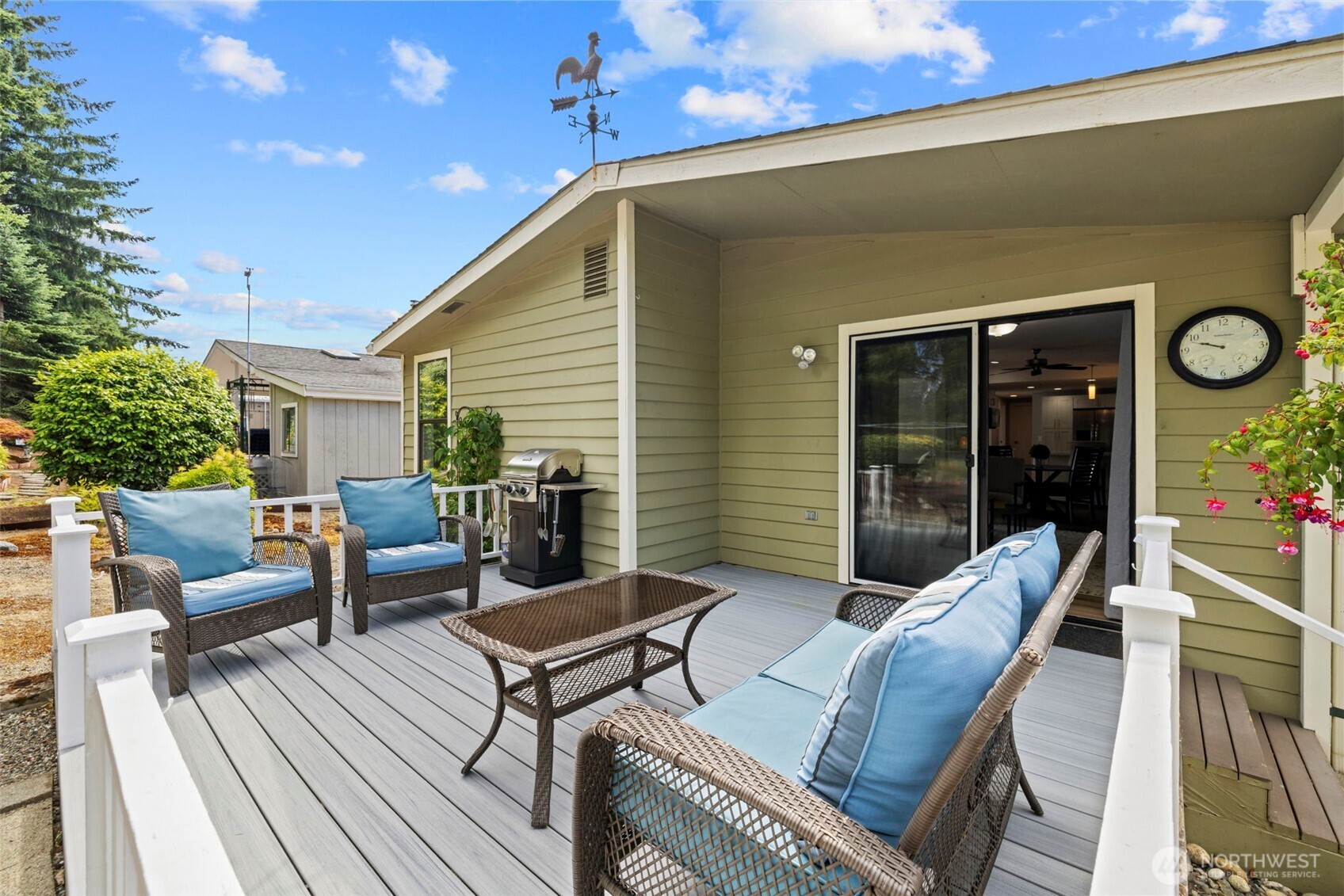 Extend your gatherings outdoors to enjoy morning, noon, or night!