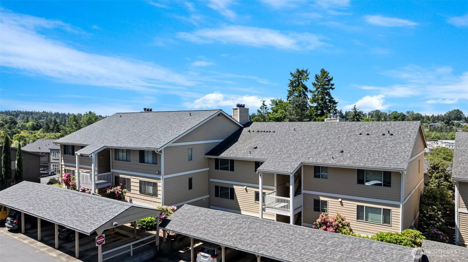 This home offers a serene retreat while being just steps away from the vibrant amenities that makes this home so desirable.