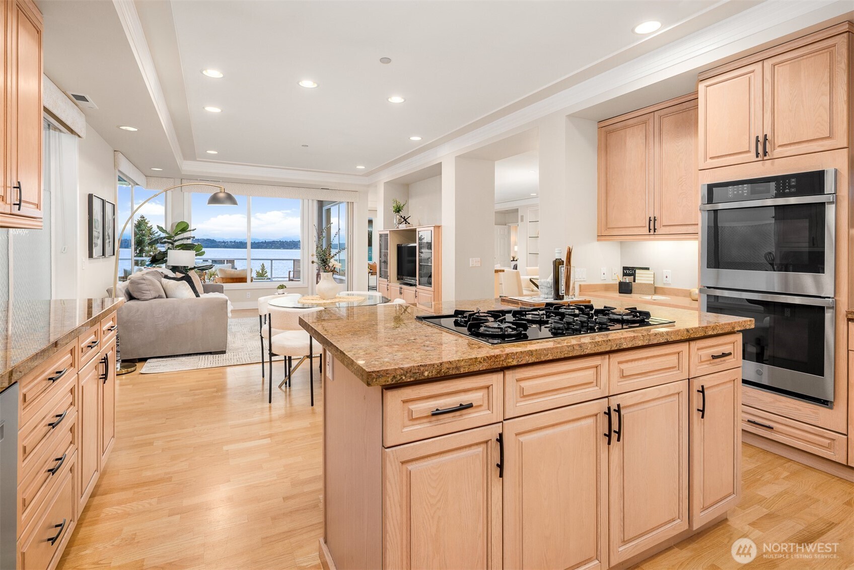 Meal prep is a breeze with the gas cooktop and double ovens