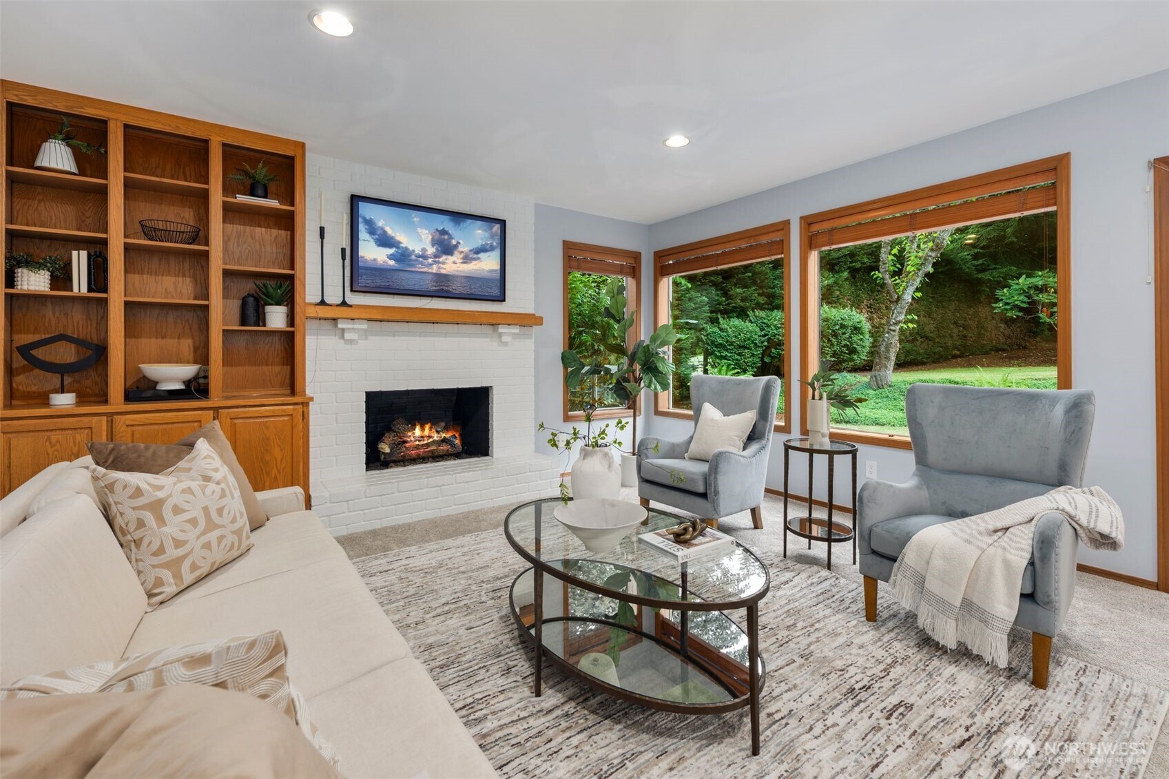 Lots of Natural Light, and more built ins!