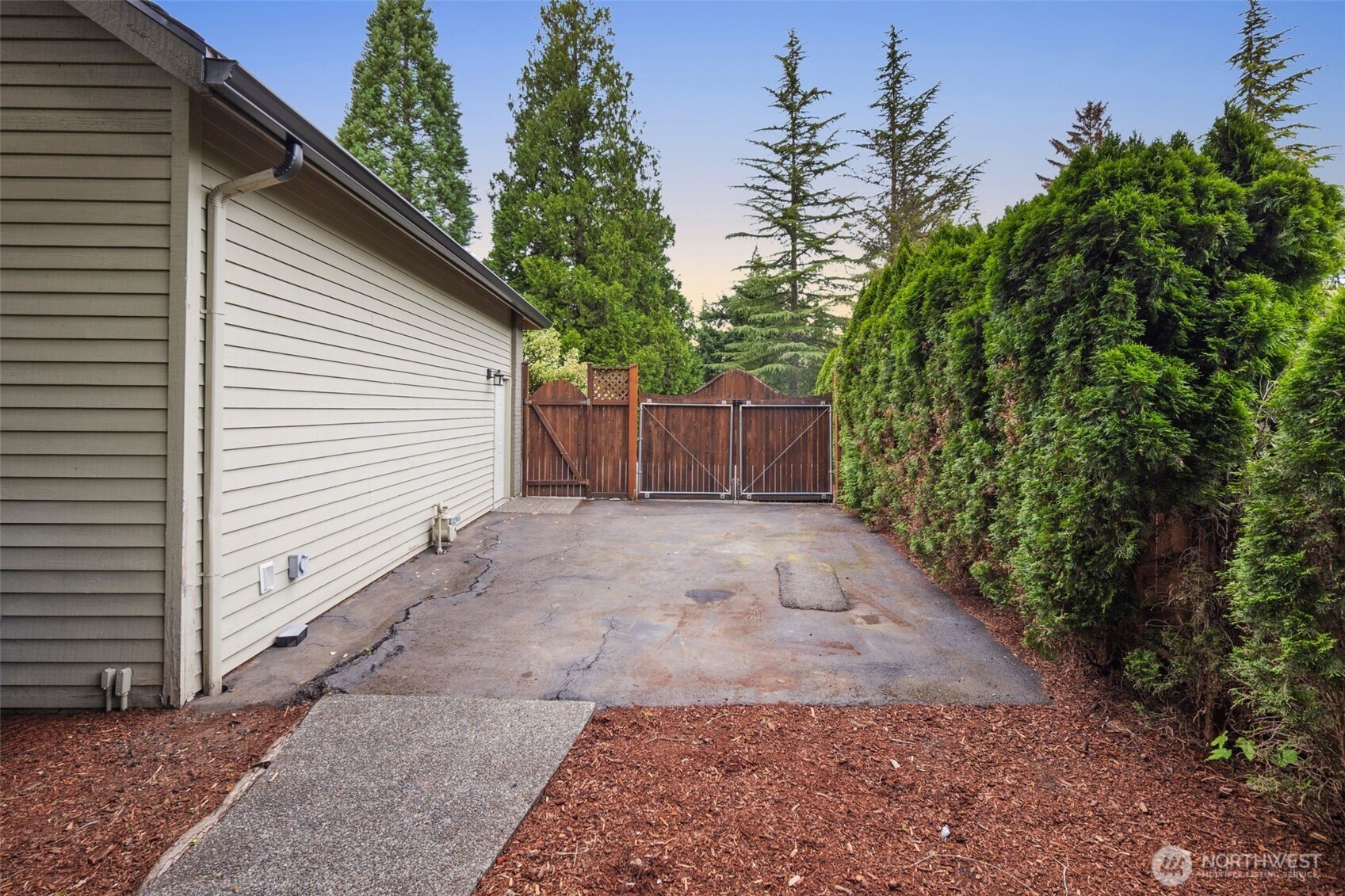 RV Parking/Storage with fully functional bay gate and walking gate.