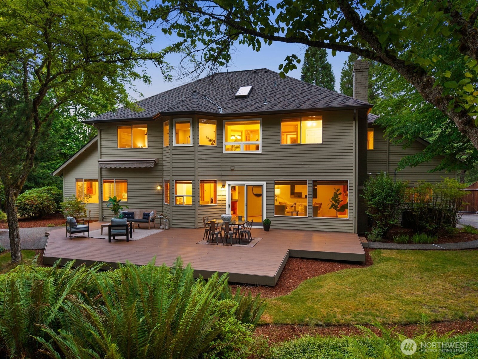 Fully matured landscaping is yours to enjoy for years to come.
