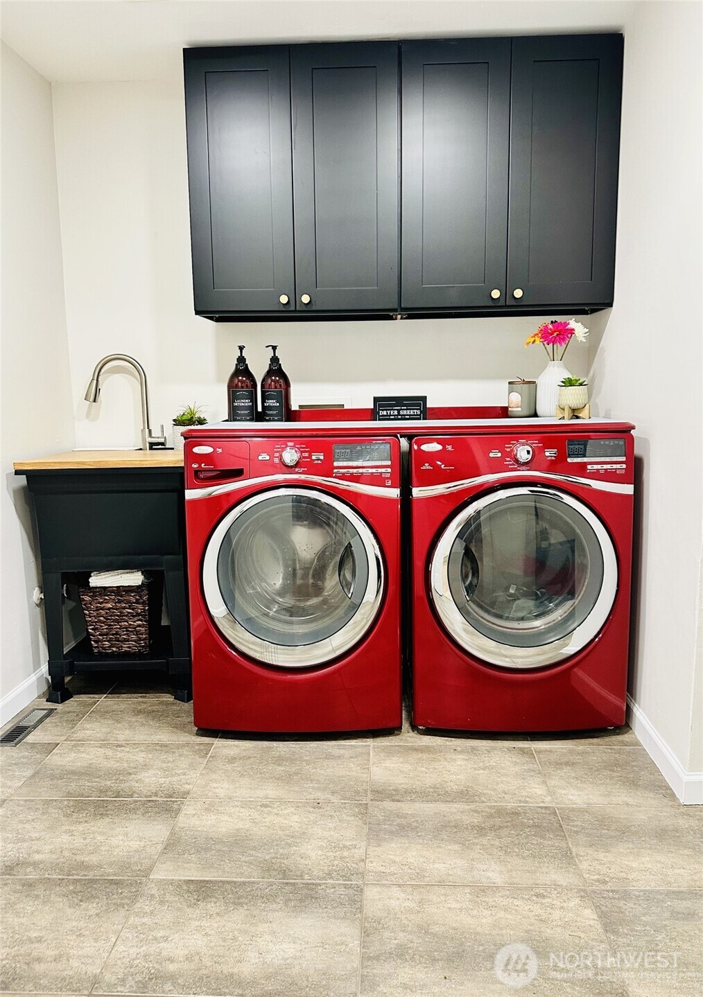 Who doesn't love a great laundry room