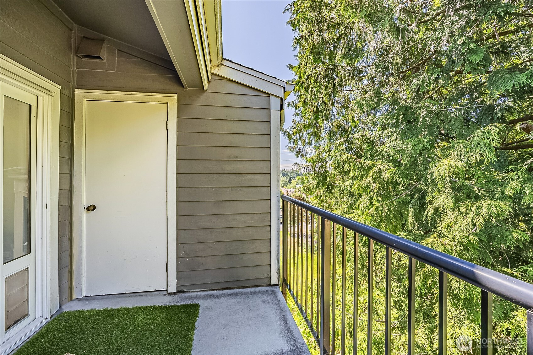 Balcony with Storage