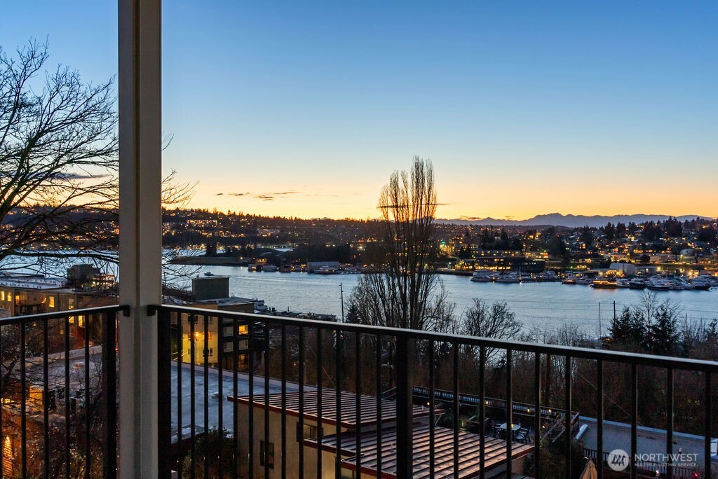 4th floor balcony sunset view-pic is of similar unit