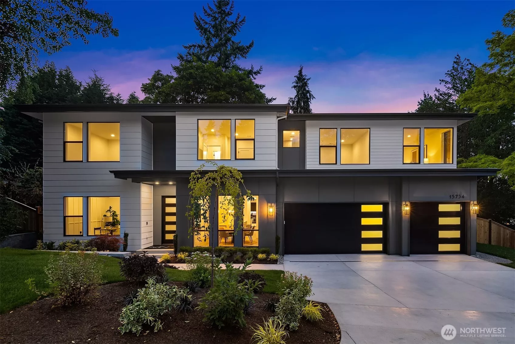 MN Custom Homes presents a transitional design in the convenient Phantom Lake neighborhood