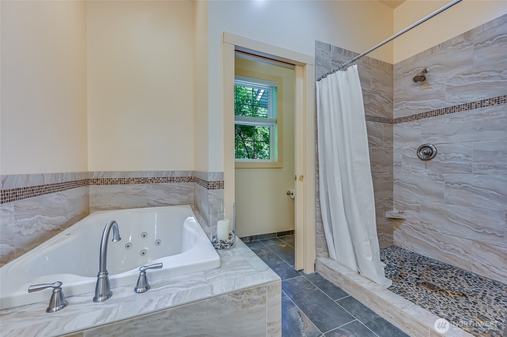 Two shower heads for hot showers from the tankless water heater...so virtually endless water!