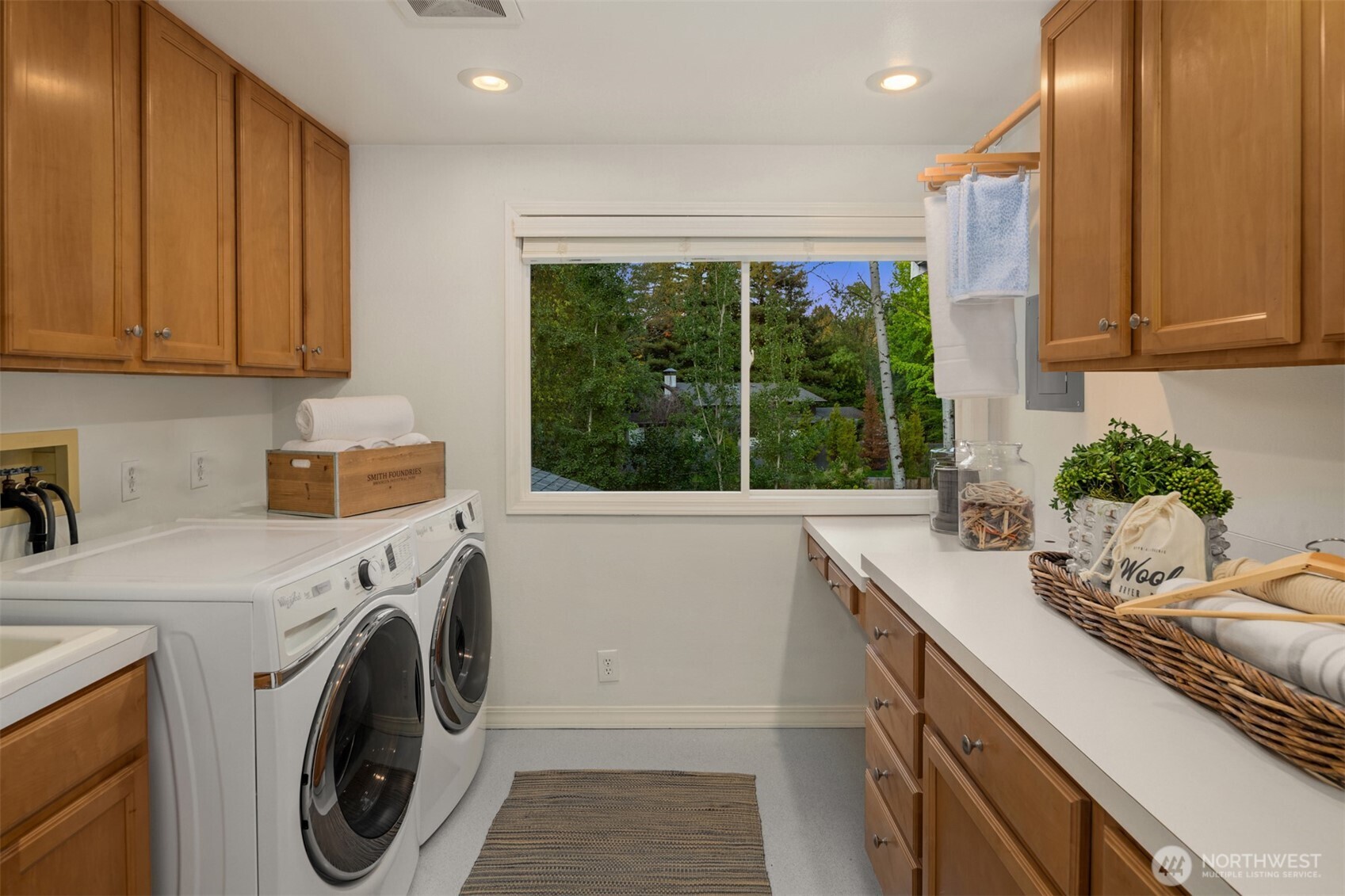 2nd floor laundry room