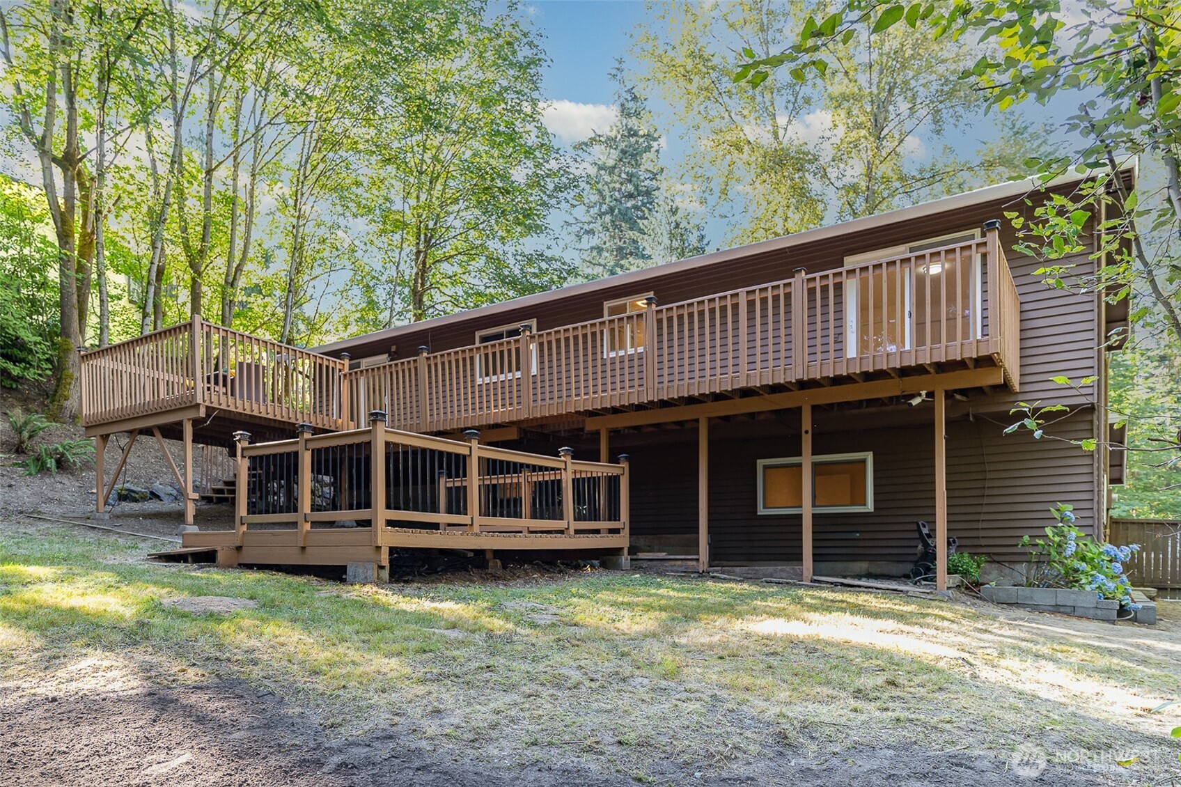 Ample outdoor space for entertaining.