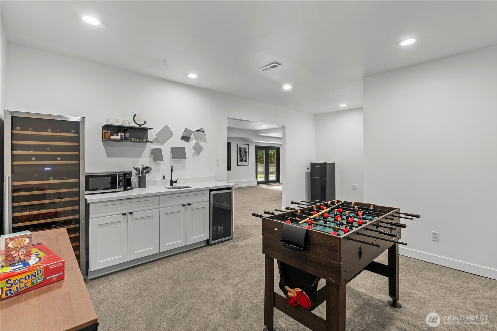 Second kitchen/wet bar area.