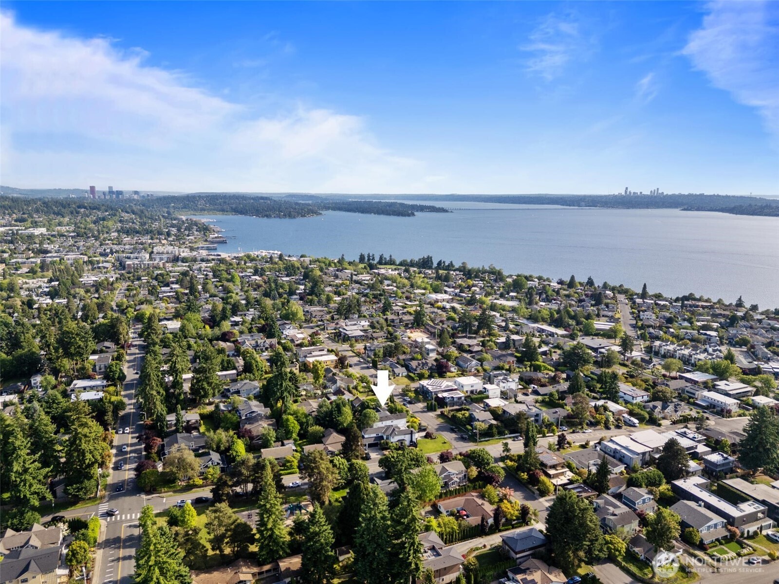 Discover your dream home in the heart of Kirkland — ideal location, stunning views, and modern comfort all in one. Don’t miss this must-see opportunity.
