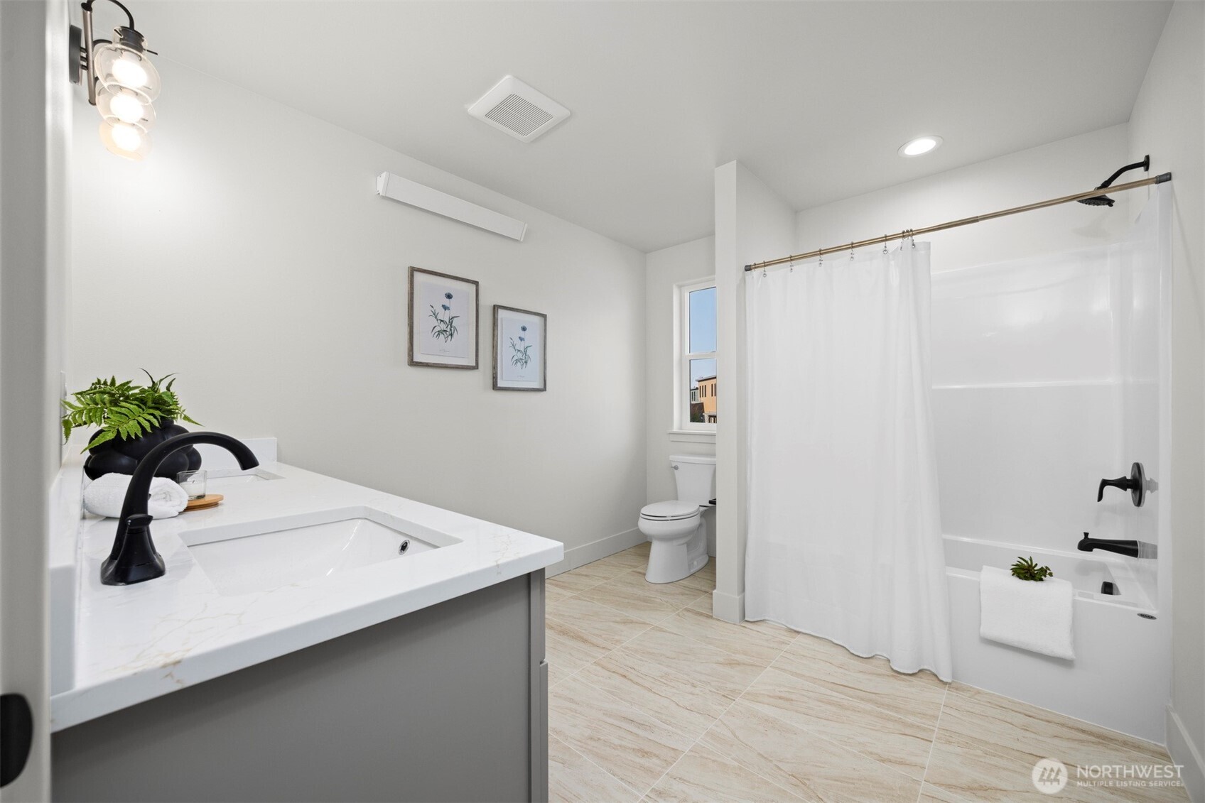 3rd large upstairs bedroom with walk in closet