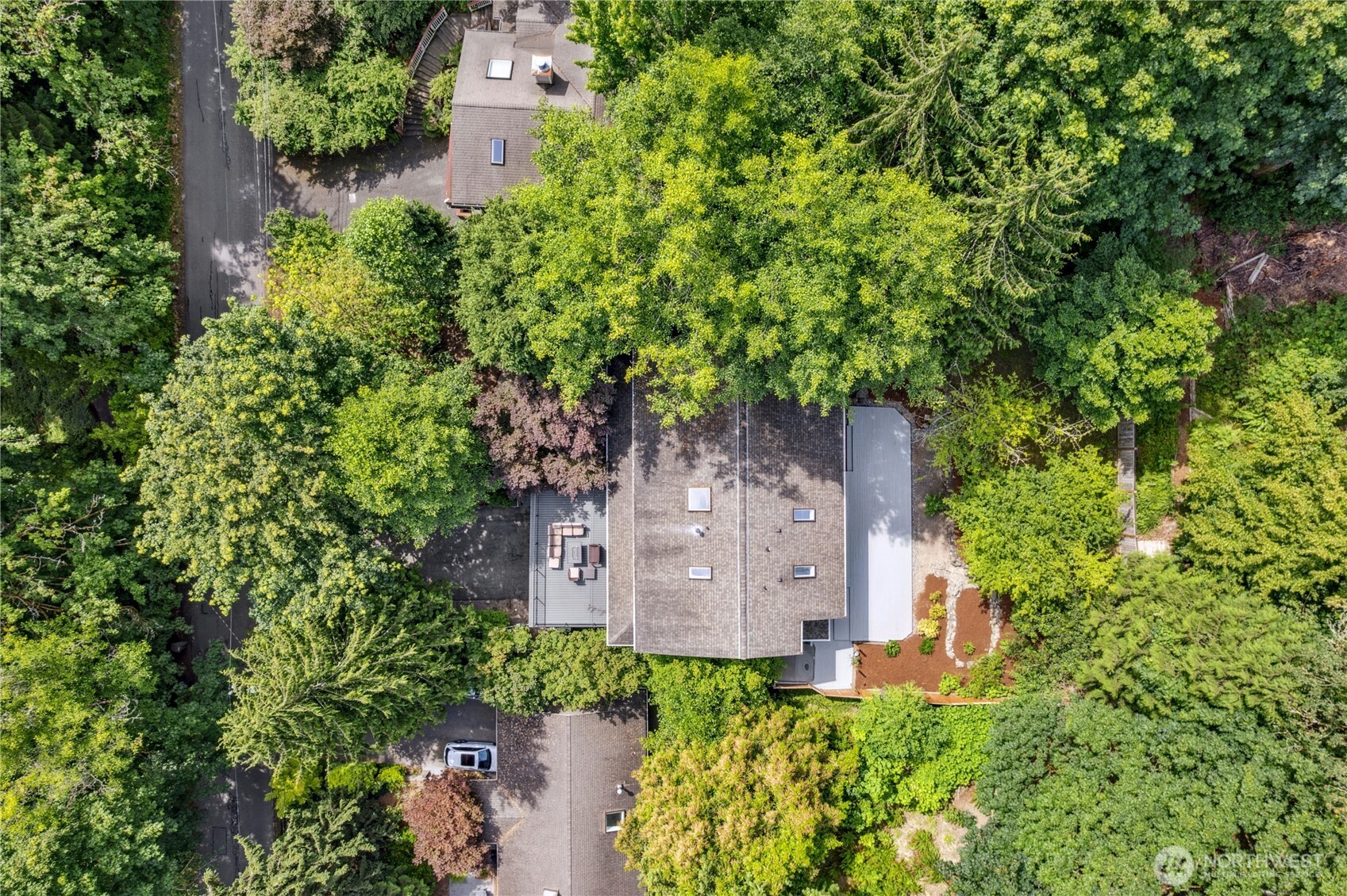 Gorgeous setting in the heart of Lake Forest Park