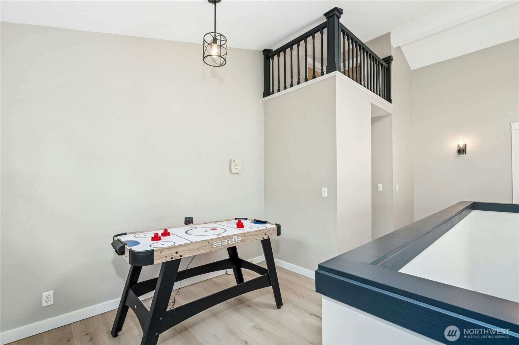 Office or play niche