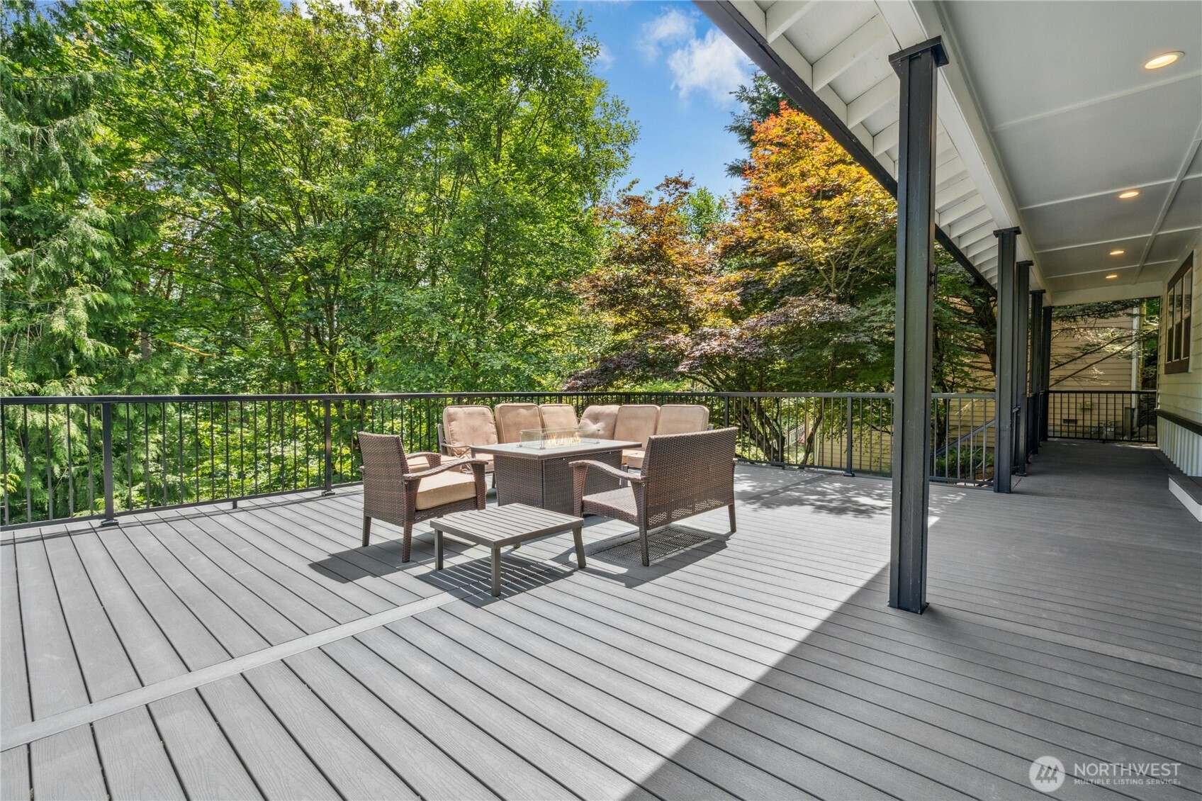 Front trex deck