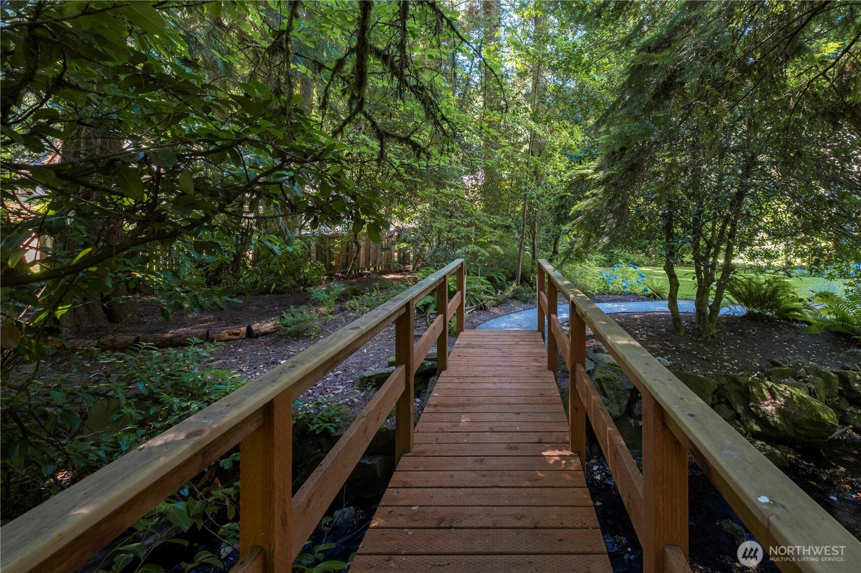 Footpath over Lyon's Creek
