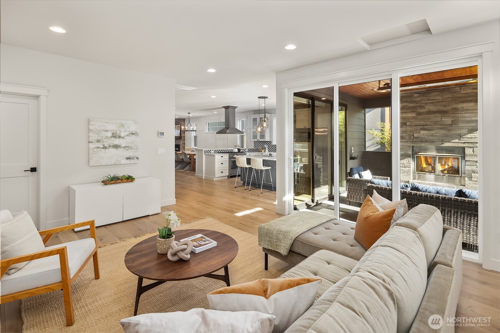 bonus room off kitchen