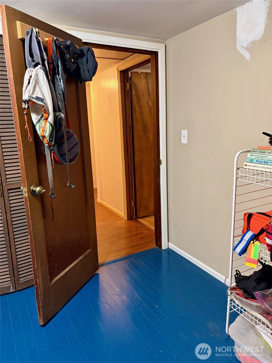 Primary Bedroom Showing Closet