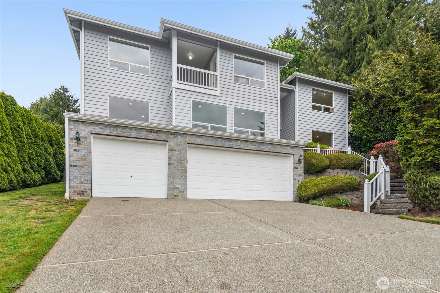 Front View of Home from Driveway