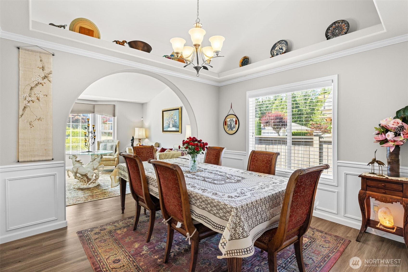 The dining room is conveniently positioned off the kitchen for your events.