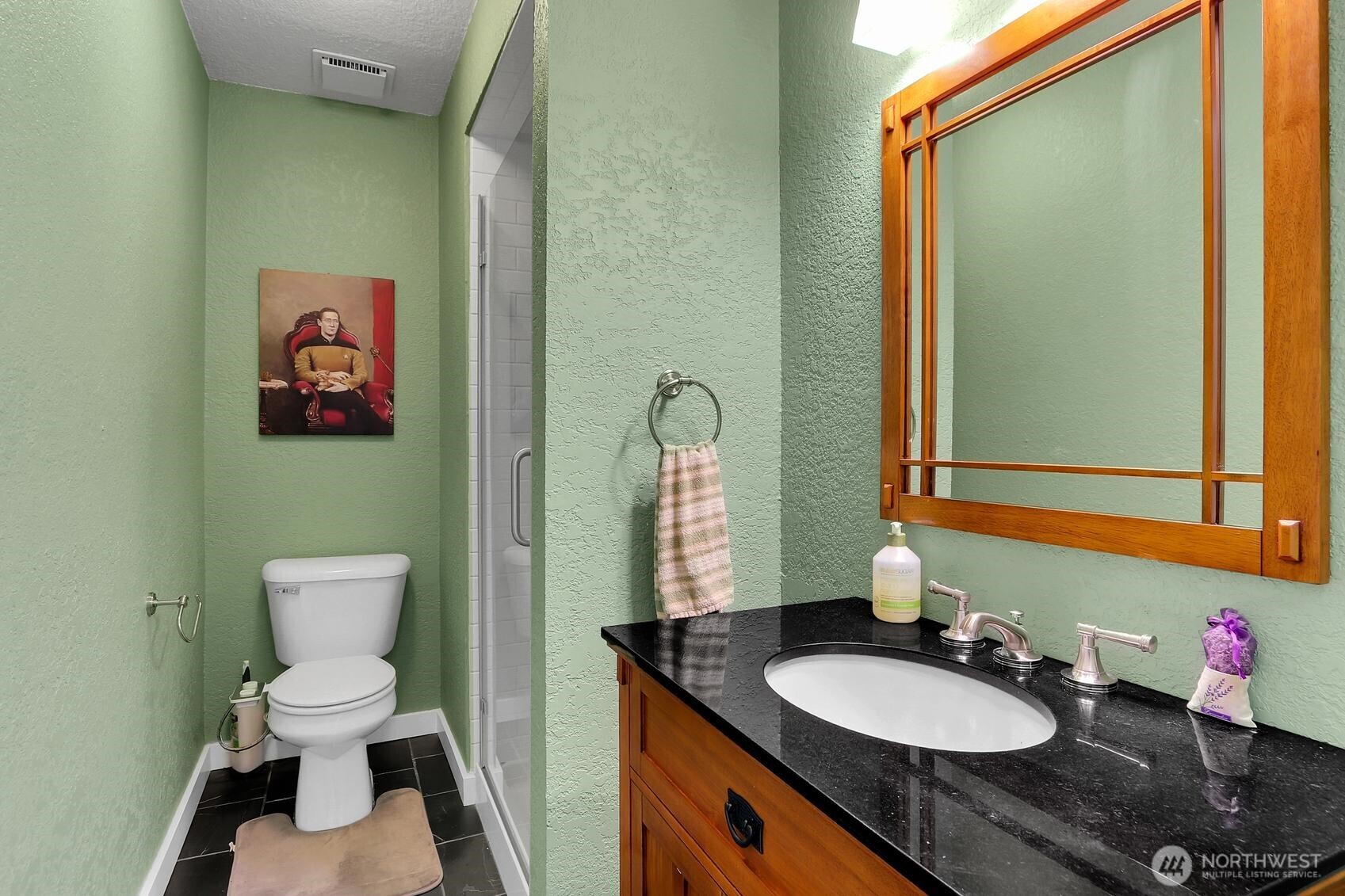 Lower level 3/4 bath