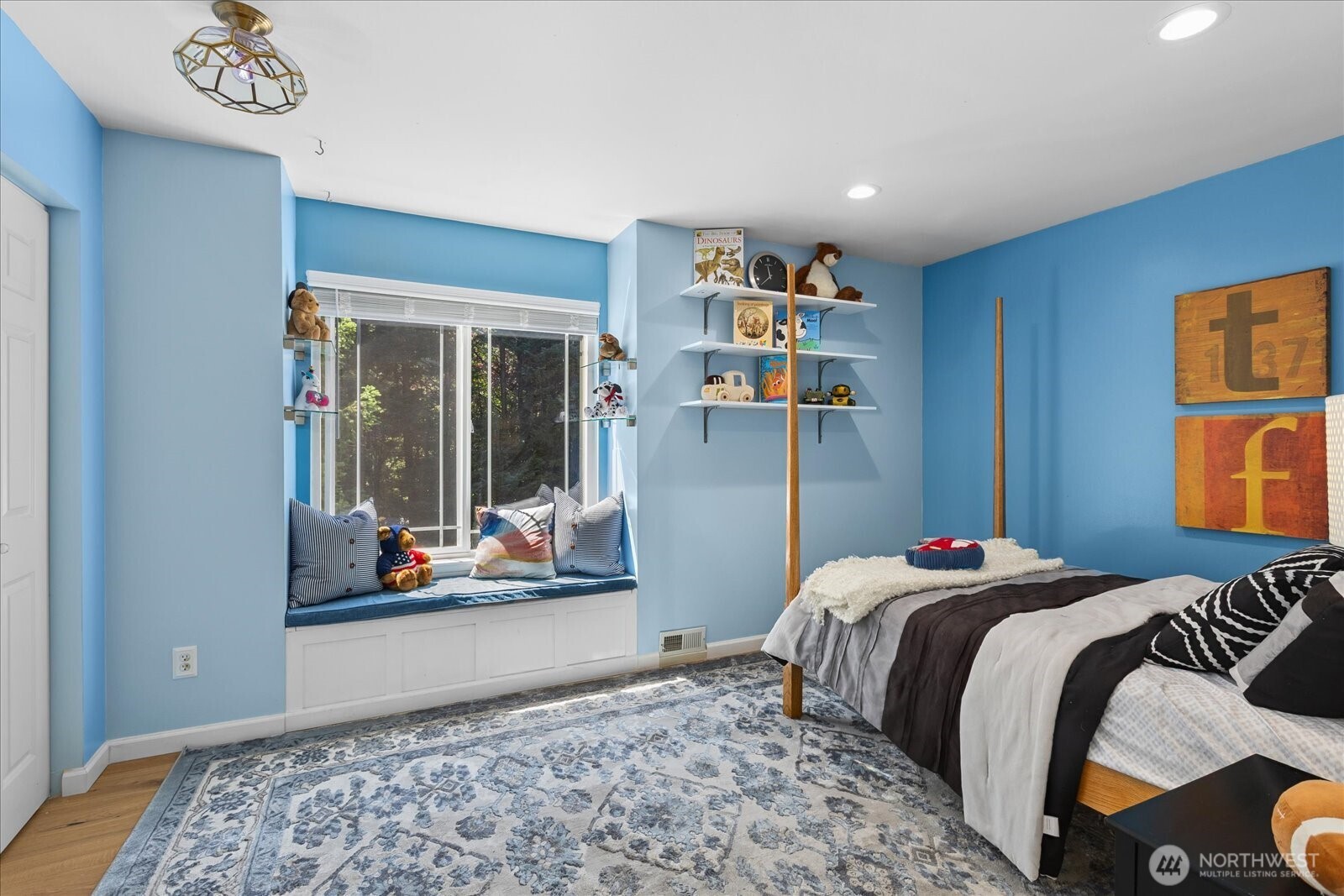Roomy Upstair's Bedrooms