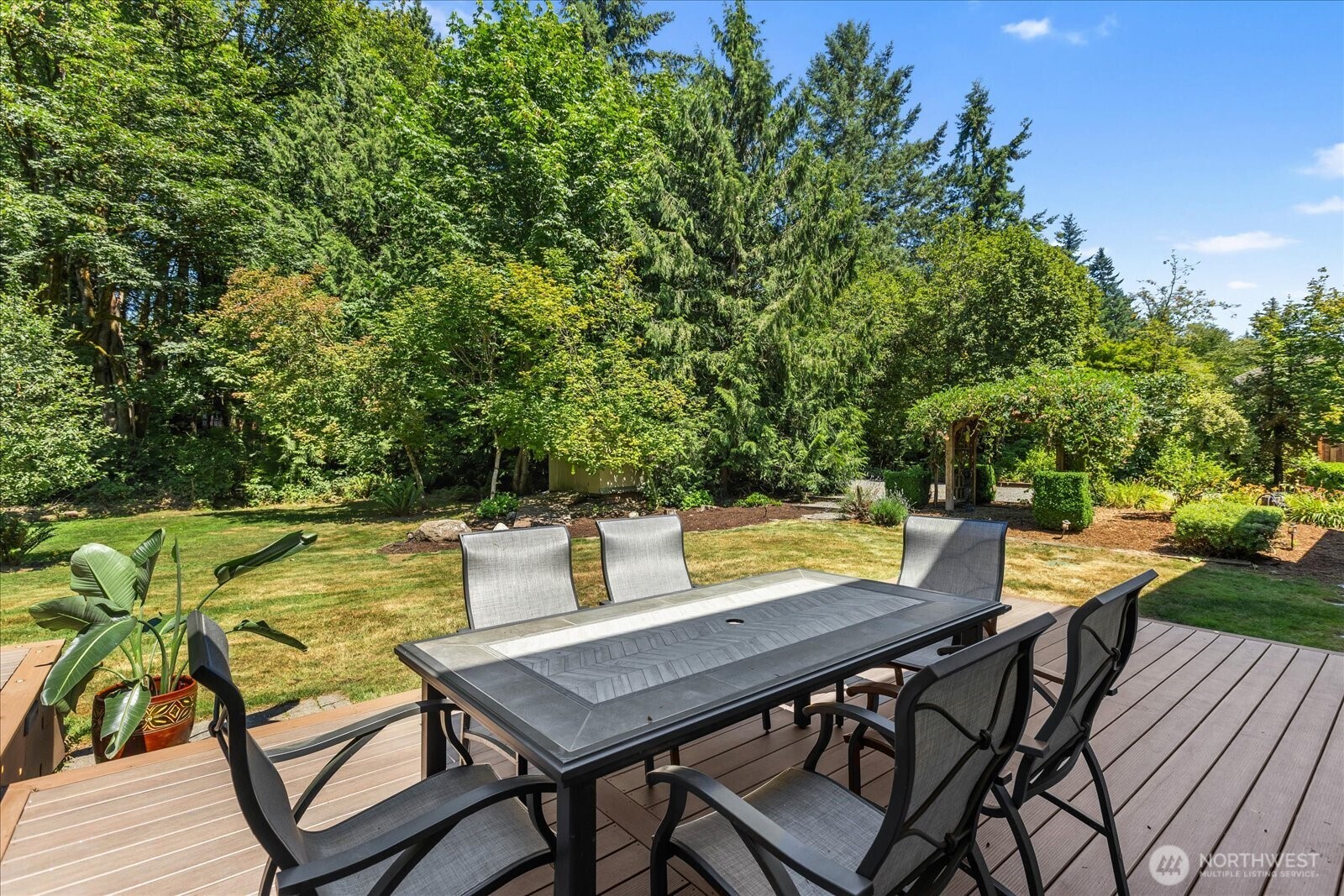 Very peaceful backyard.