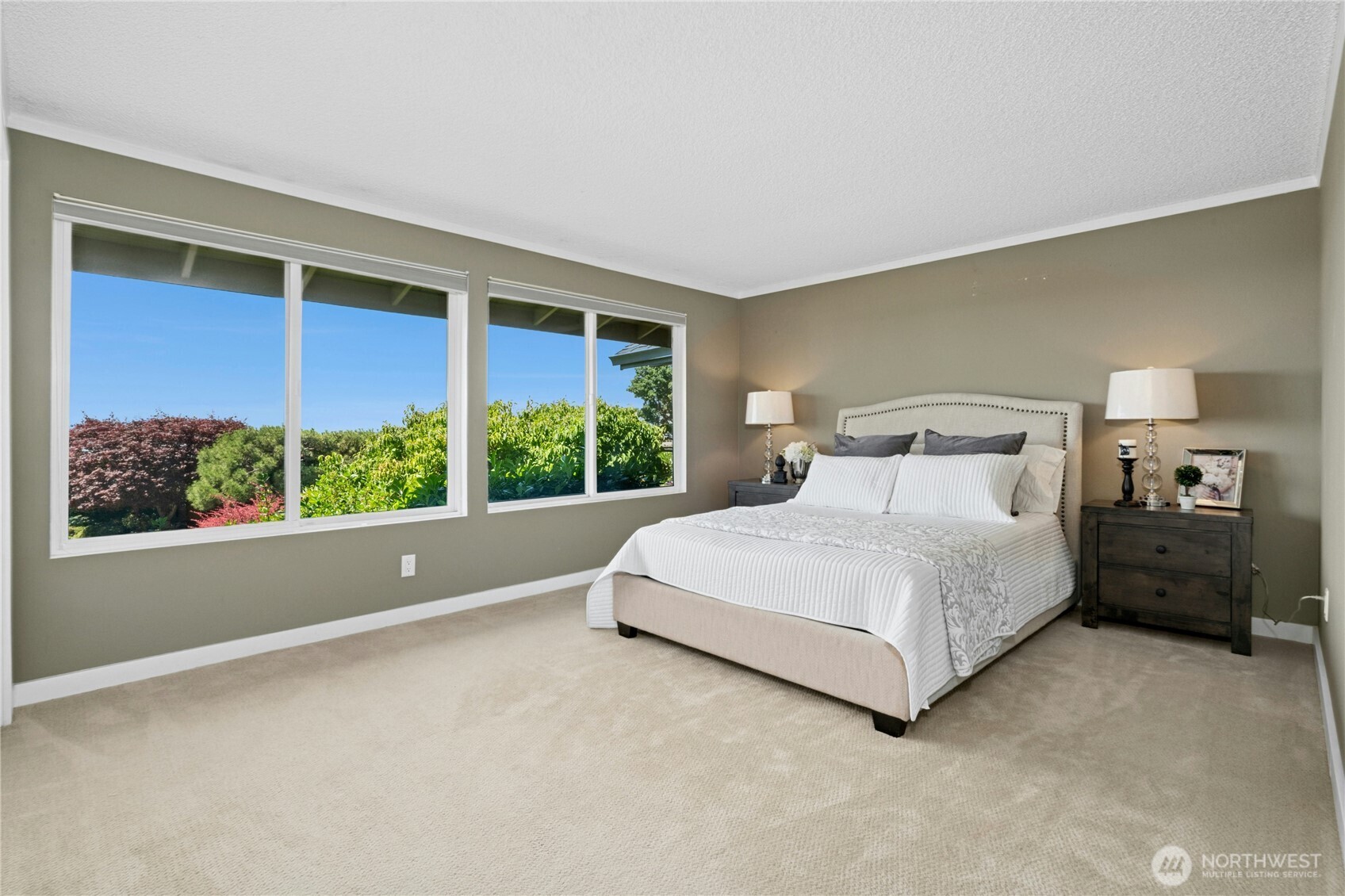 Primary suite with views