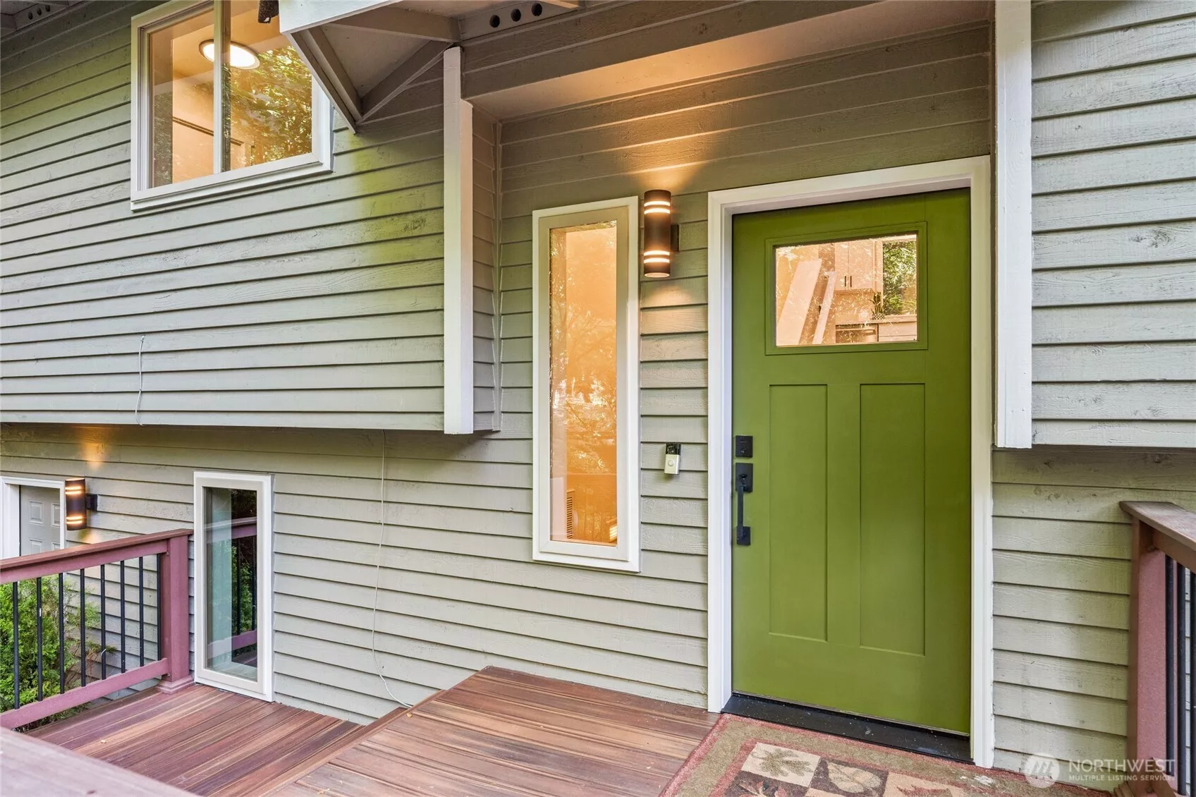 Beautifully updated Bothell home on .43 acre private lot