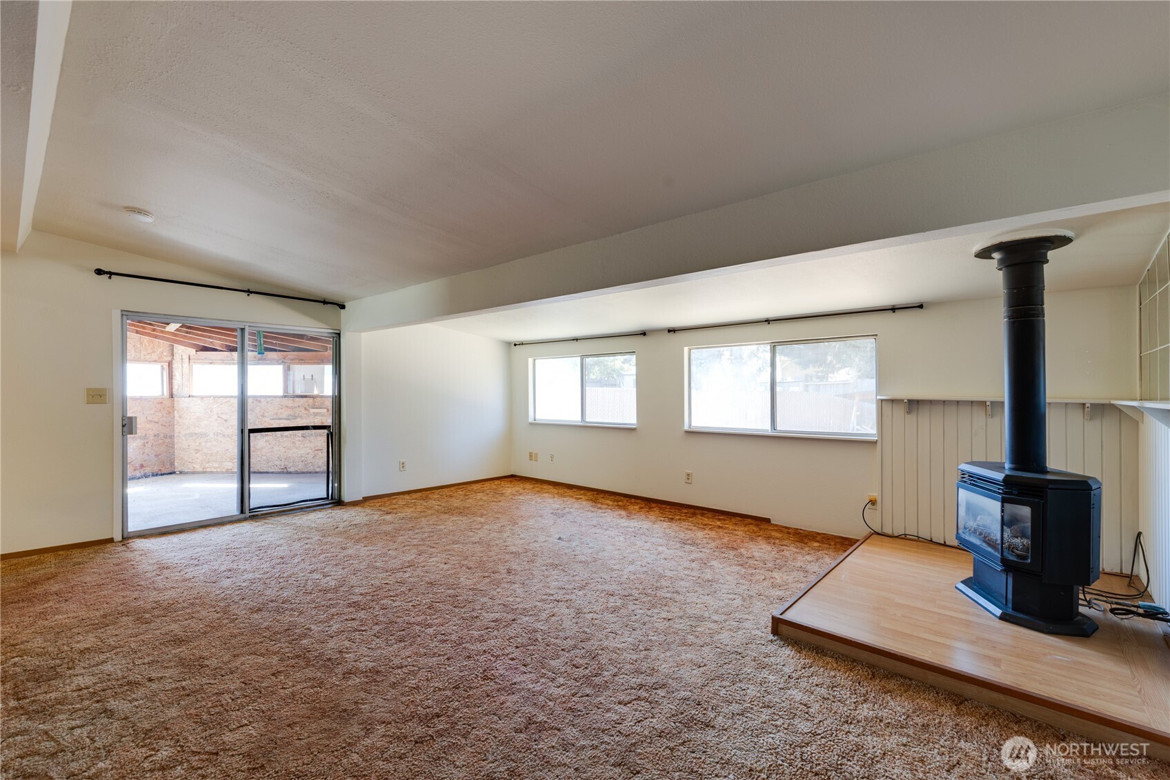 Free standing gas stove in the lg family room