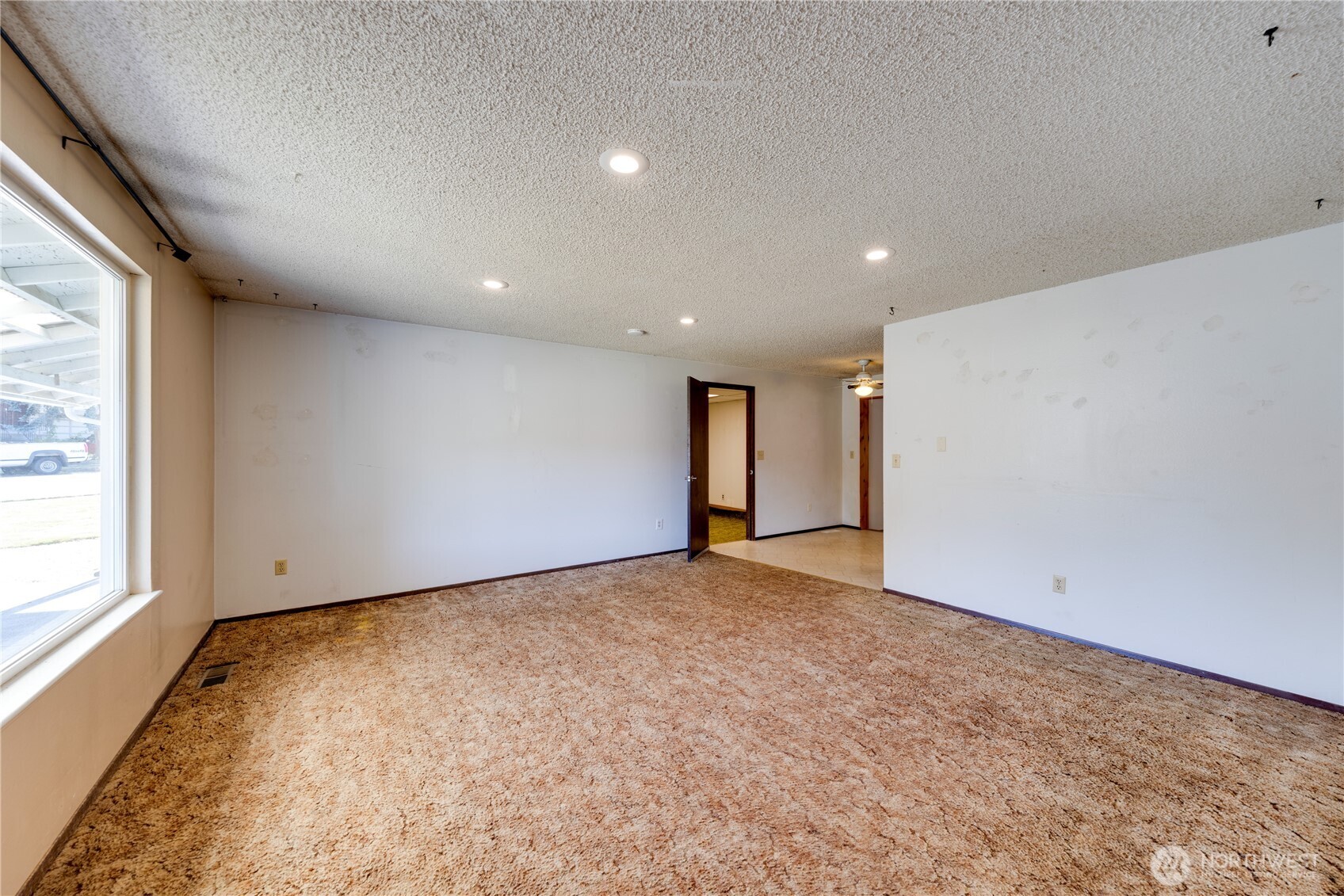 View from liv rm looking towards the private office/hobby room