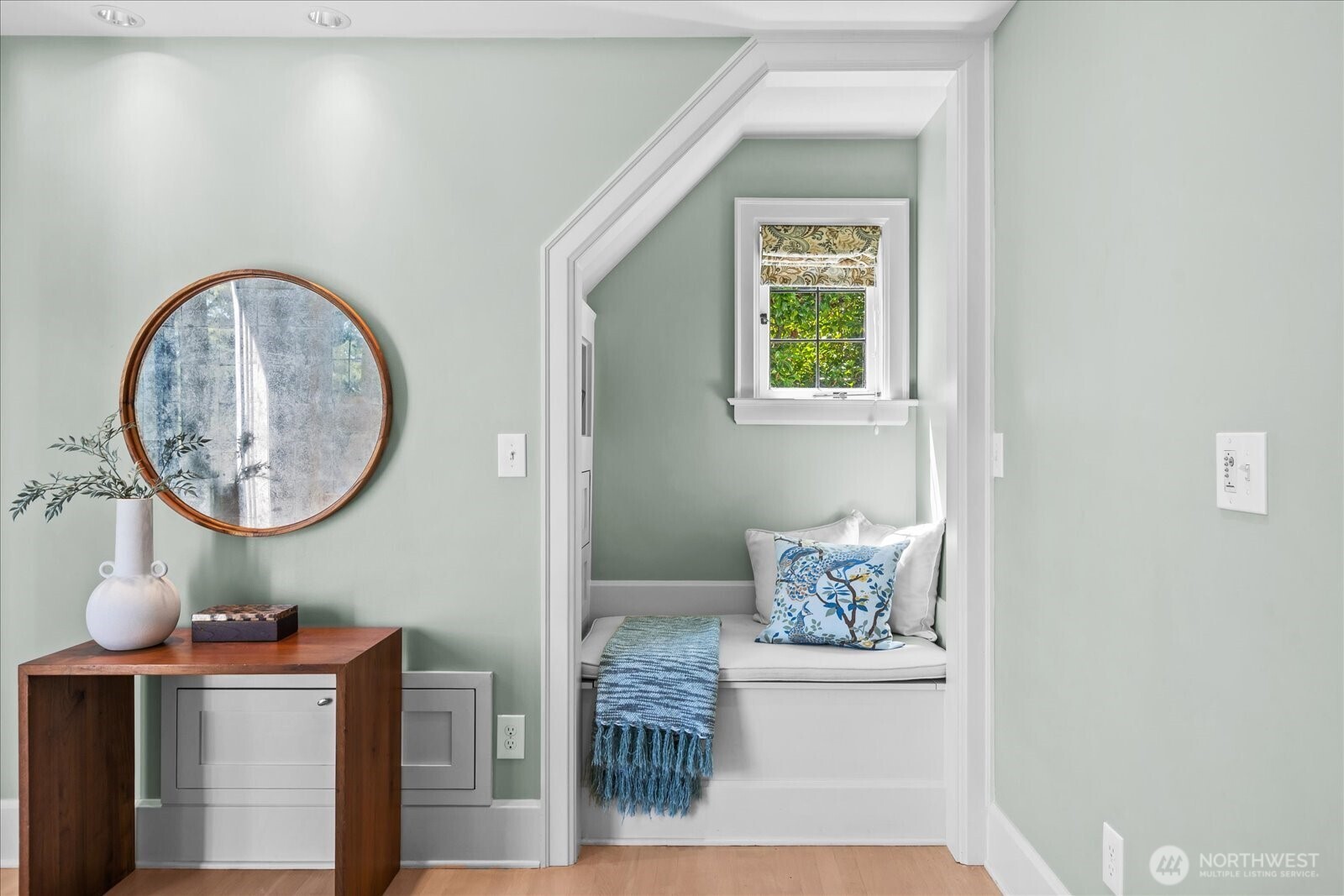 Primary built in nook and drawers