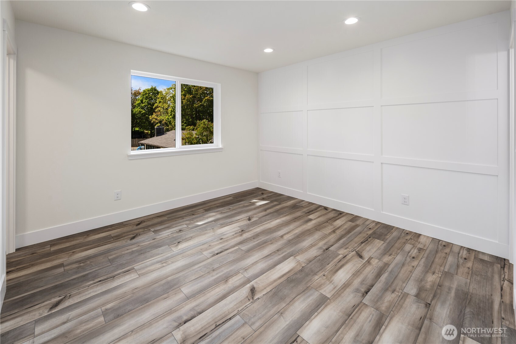 /NWM2417503/NWM2417503-14.jpg /NWM2417503/NWM2417503-14.jpg