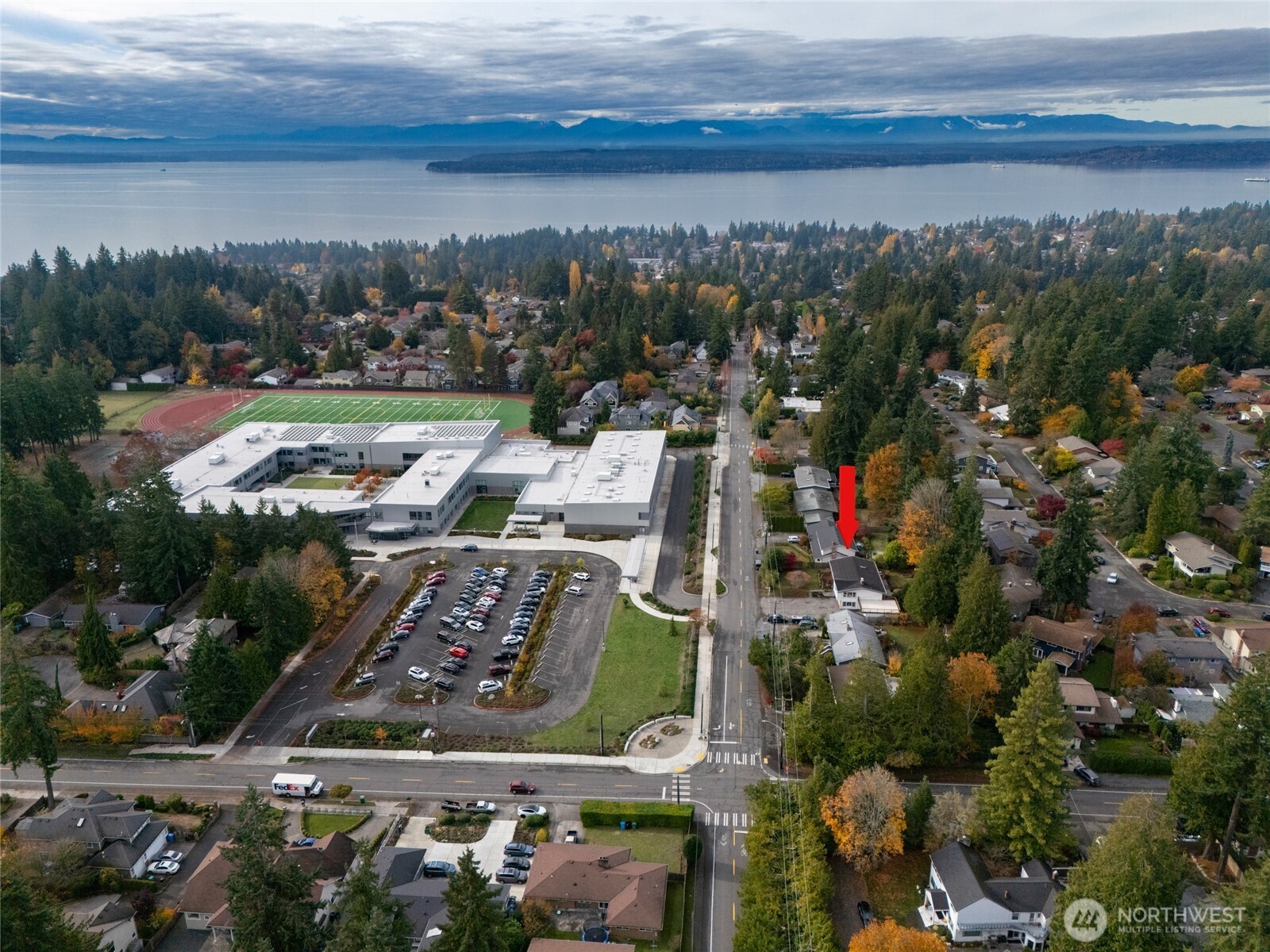 Einstein Middle School and Hamlin Park Next Door!