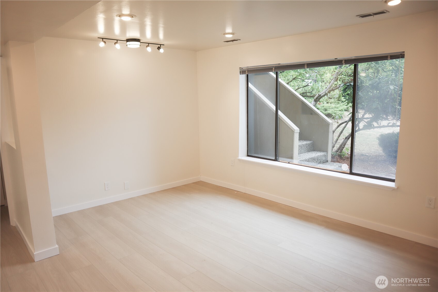 Living Area - Downstairs