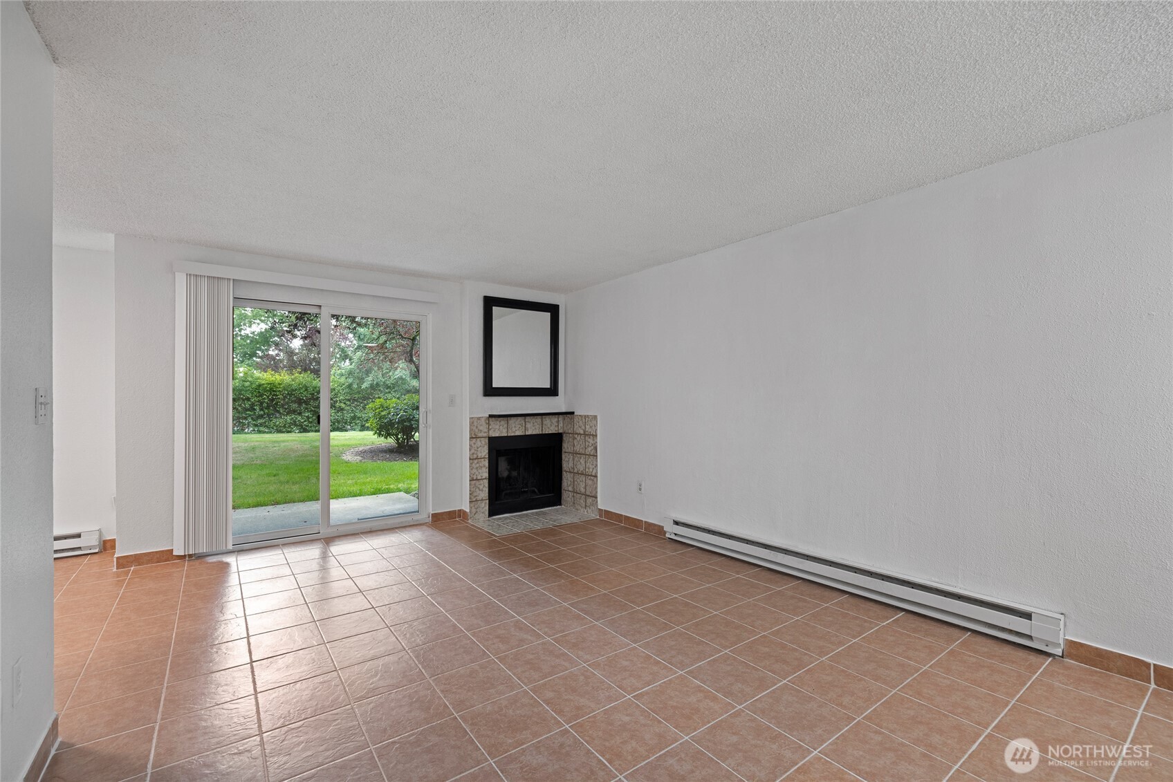 Walking in the door you have a huge living roon