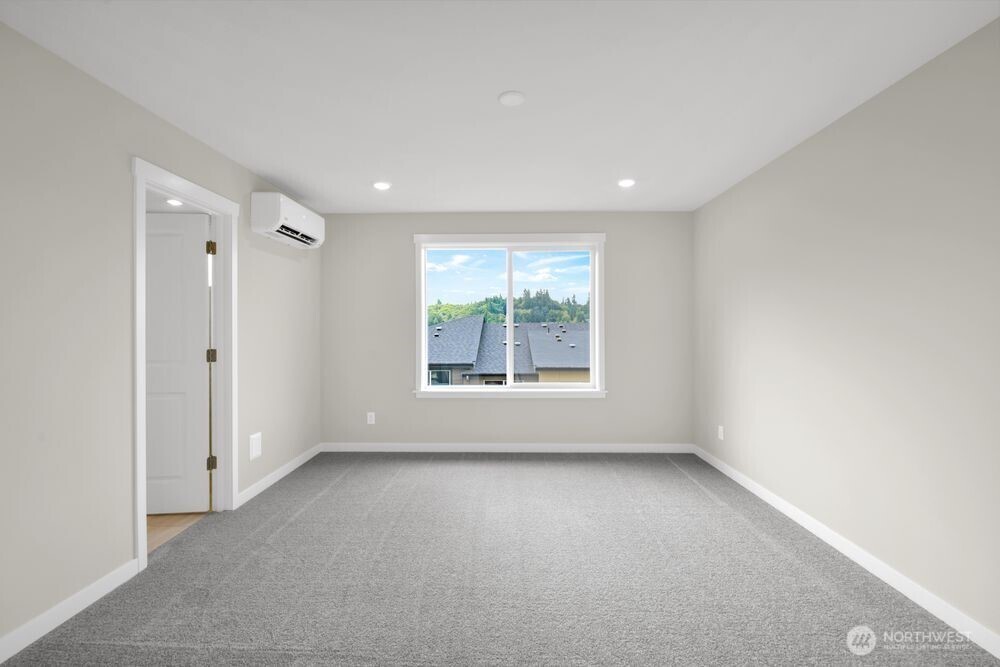 13216 NE 127th Unit B ~ Ready Now