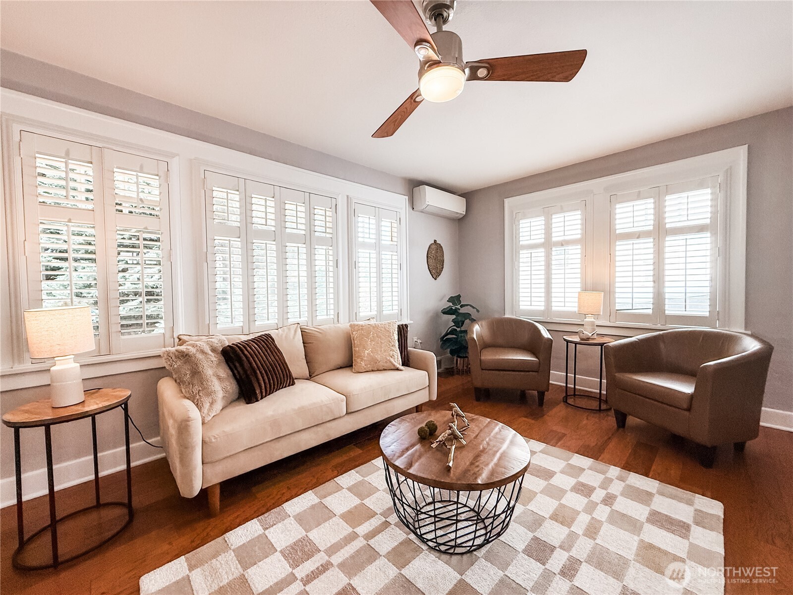 This home has great natural light throughout.