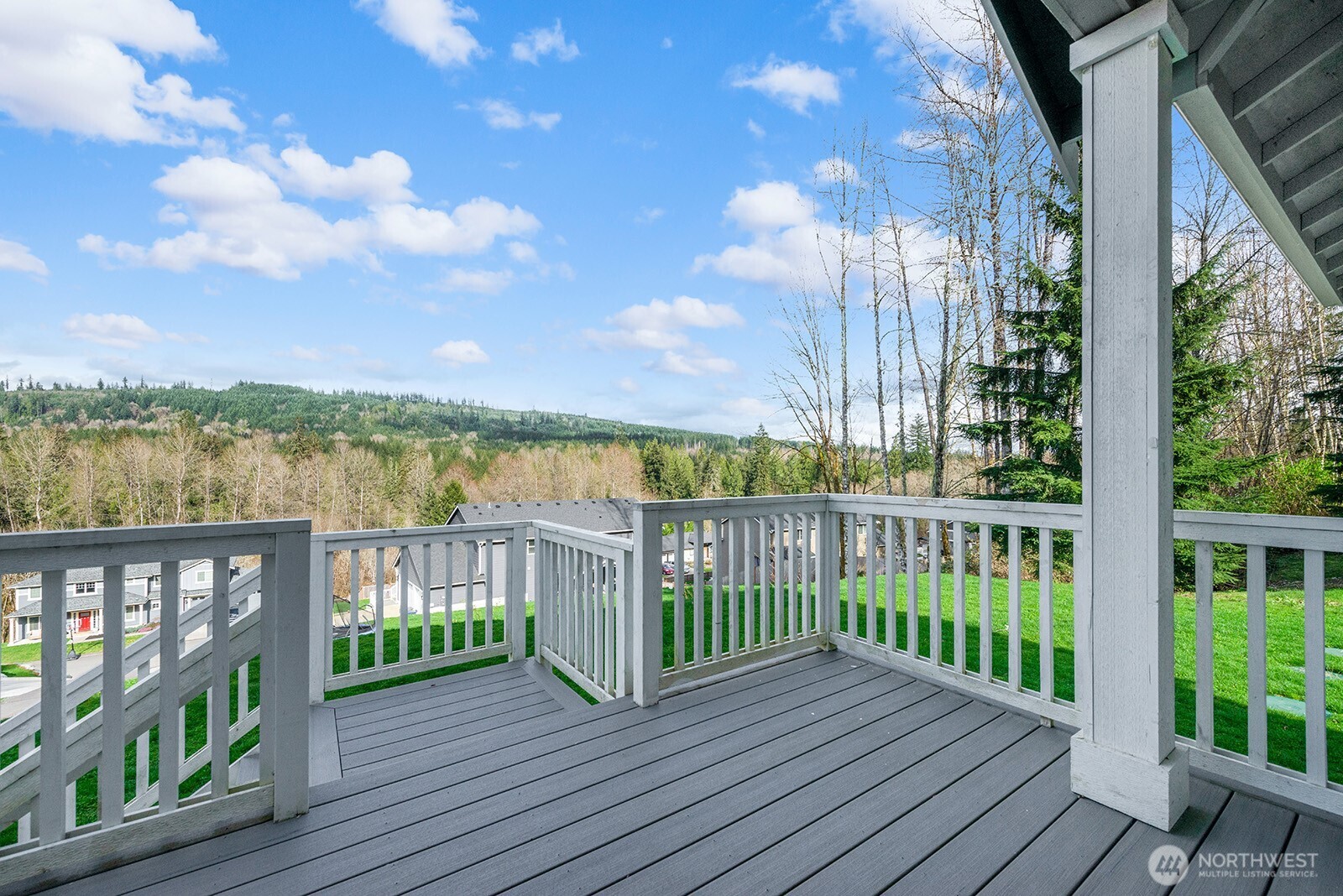 The front porch was freshly stained and painted Aug 2025.