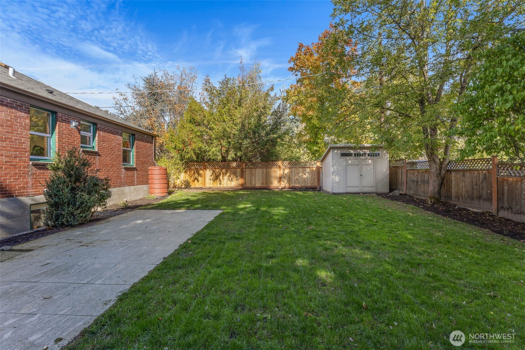 huge 6000 sq ft flat lot