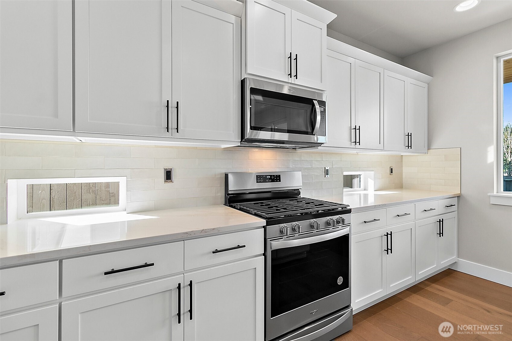 Photos are for representation purposes only.